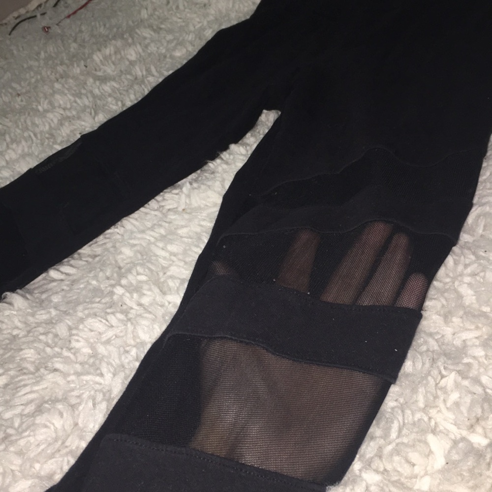leggings with mesh!